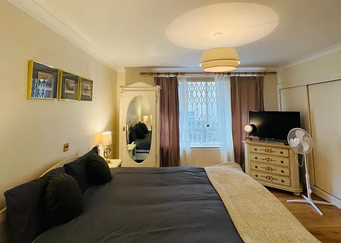 Bloomrooms@Knightsbridge/Hydepark