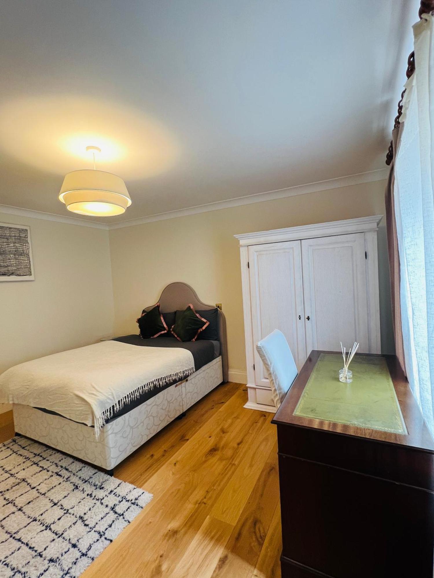 Bloomrooms@knightsbridge/hydepark Villa