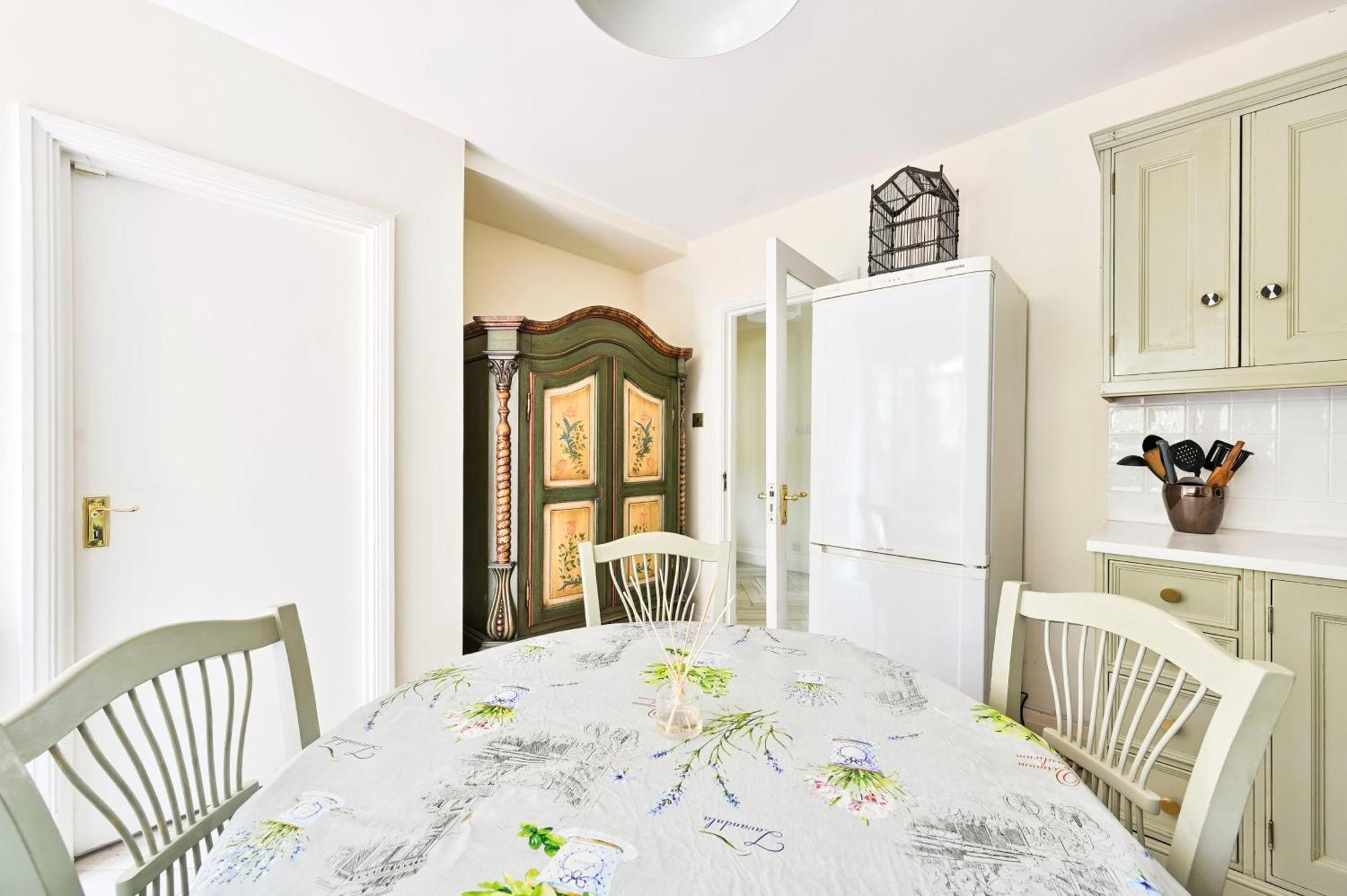 Villa Bloomrooms@knightsbridge/hydepark *