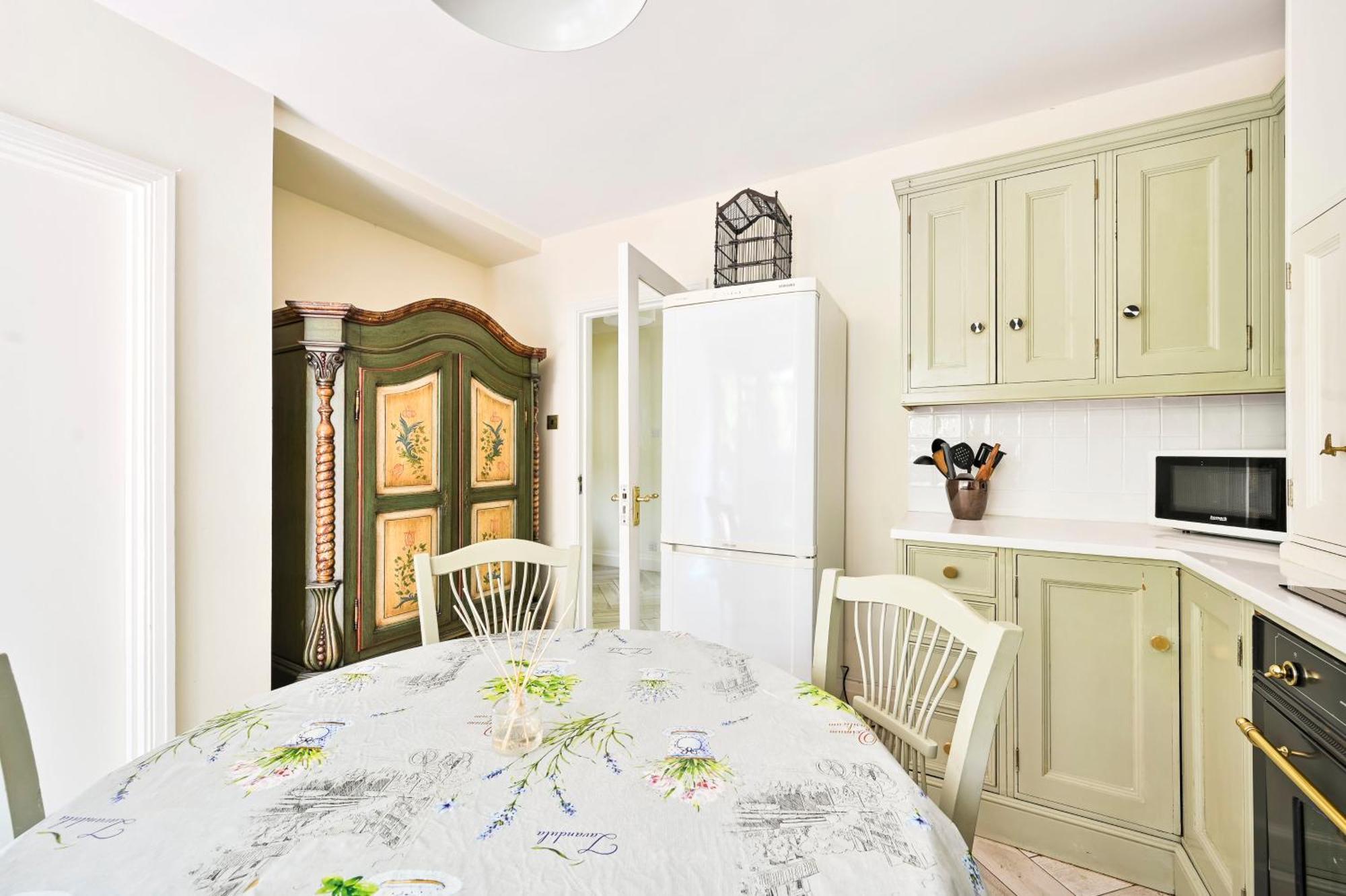 Villa Bloomrooms@knightsbridge/hydepark