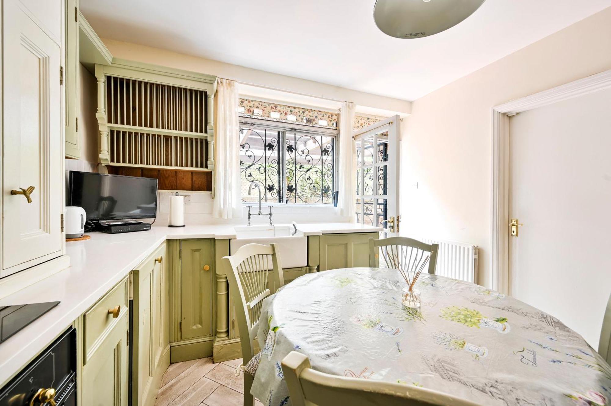 Bloomrooms@knightsbridge/hydepark